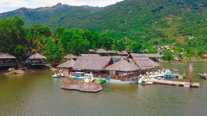 Cắm trại cực chill tại Hồ Kênh Hạ Nha Trang